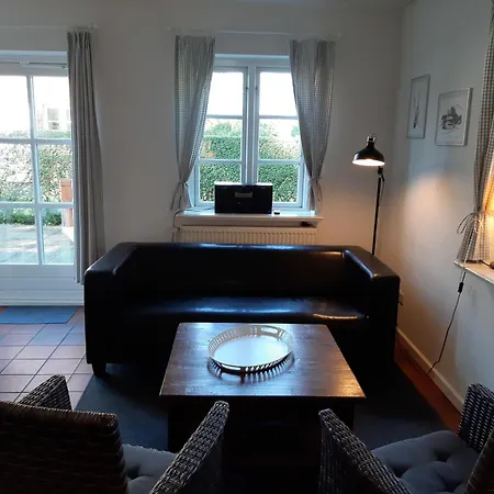 Haus Schmalstieg 7 Whg1 *